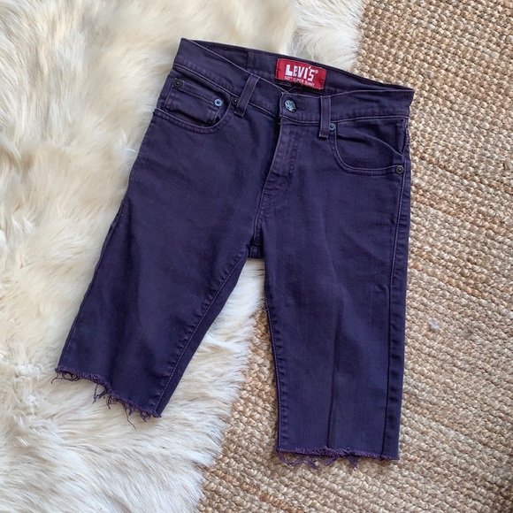 Levi’s Denim Biker Shorts - Picture 2 of 8